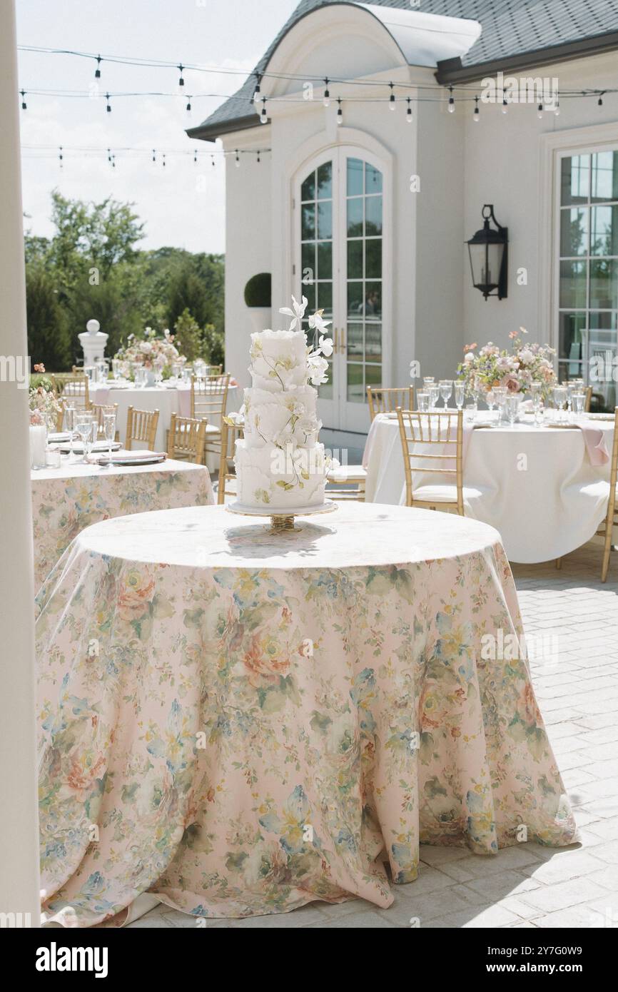 Luxuriöses Design Für Hochzeitsempfänge Im Freien Stockfoto