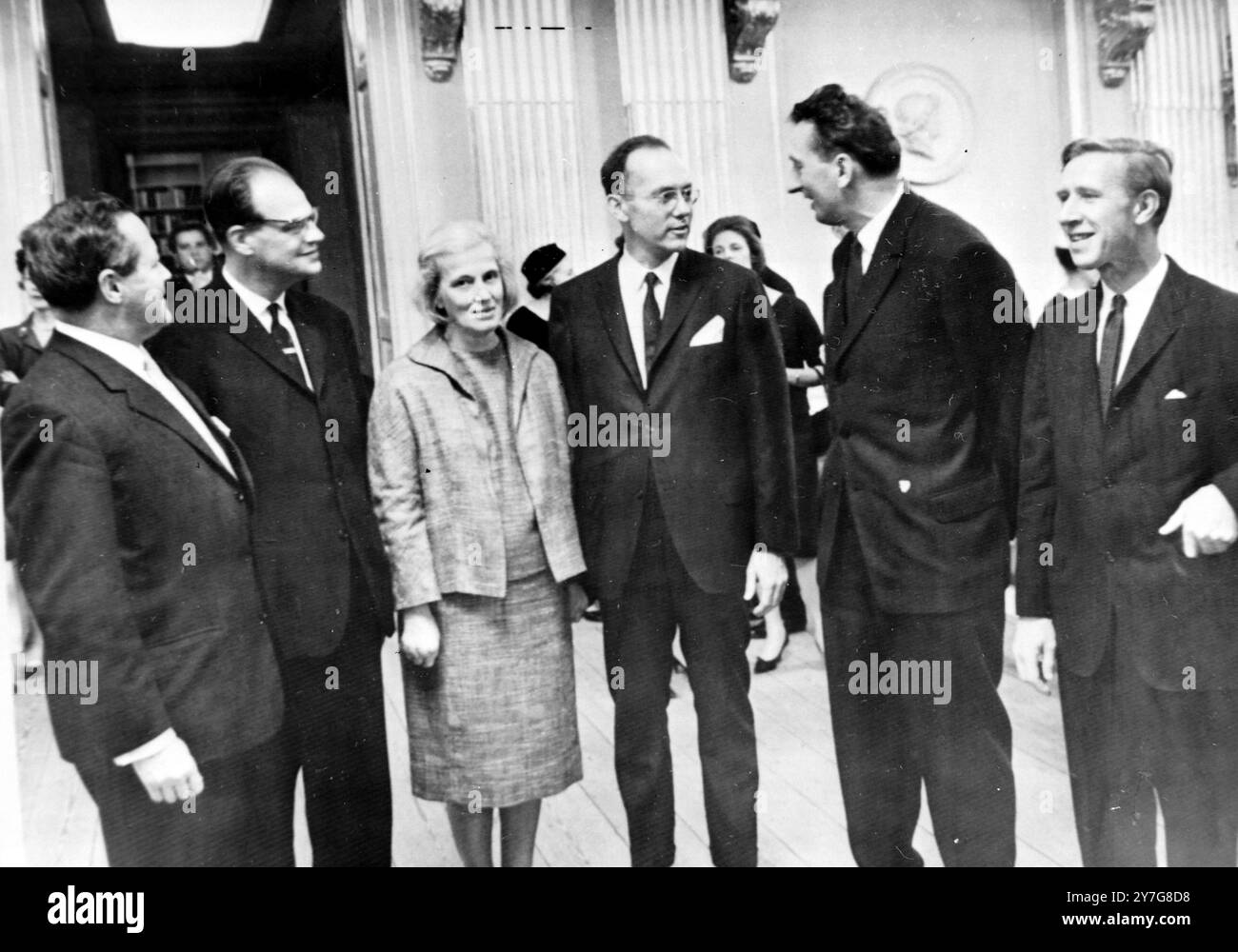 BASOV IN STOCKHOLM MIT NOBELPREISTRÄGERN / ; 9. DEZEMBER 1964 Stockfoto