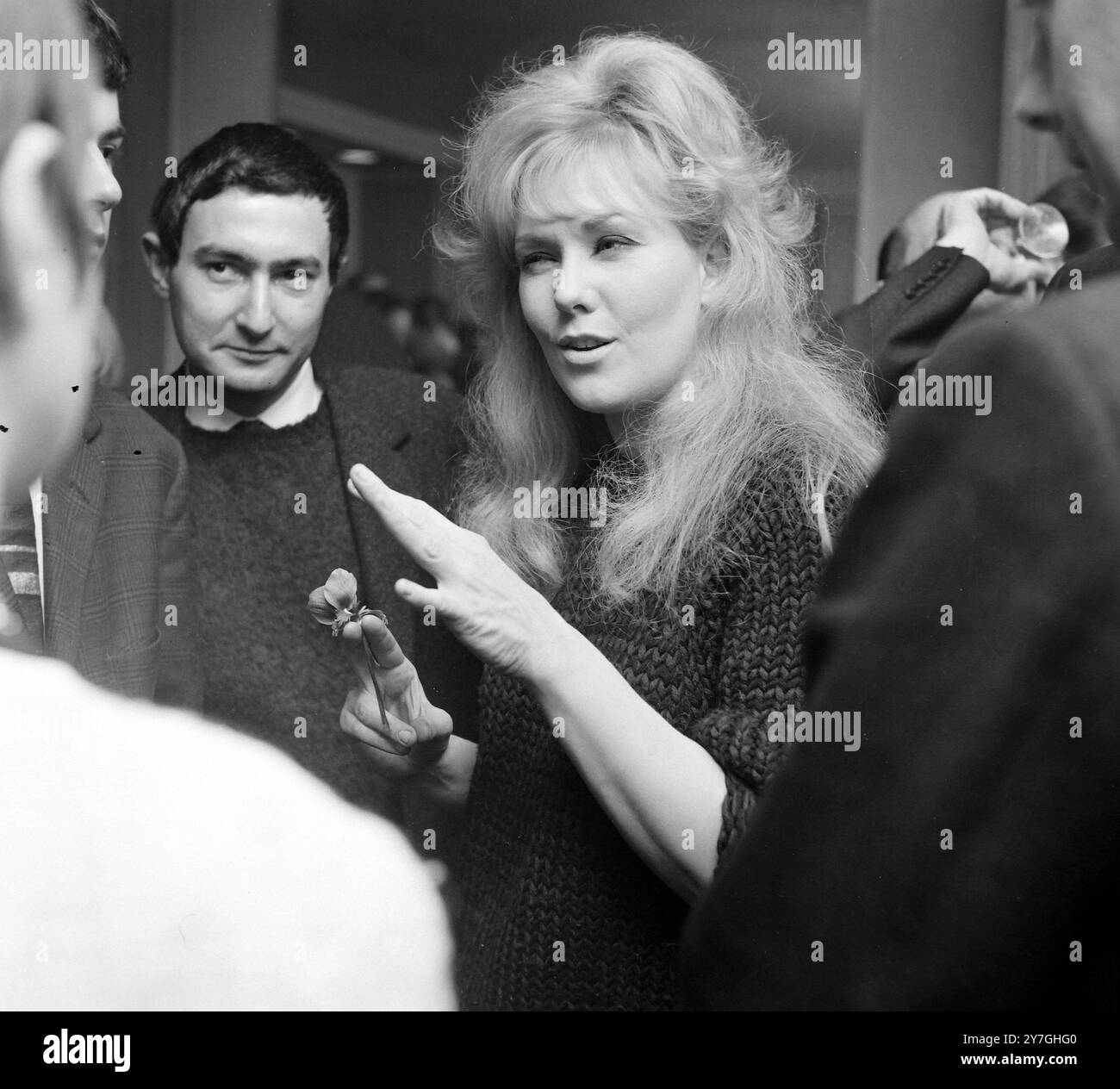 KIM NOVAK ZURÜCK IN LONDON / ; 3. NOVEMBER 1964 Stockfoto