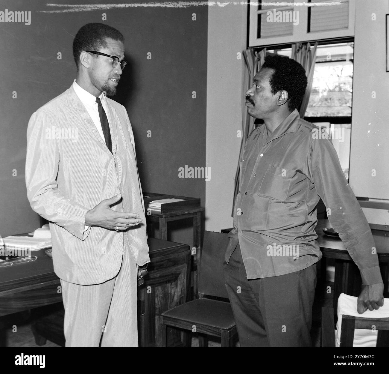 MALCOLM X TOURS AFRICA / ; 16. OKTOBER 1964 Stockfoto