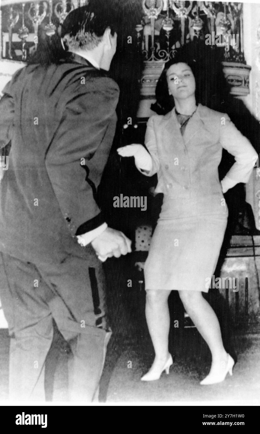 KILLER JOE AND LUCI BAINES JOHNSON FRUG TANZEN IN WASSHINGTON / ; 3. SEPTEMBER 1964 Stockfoto