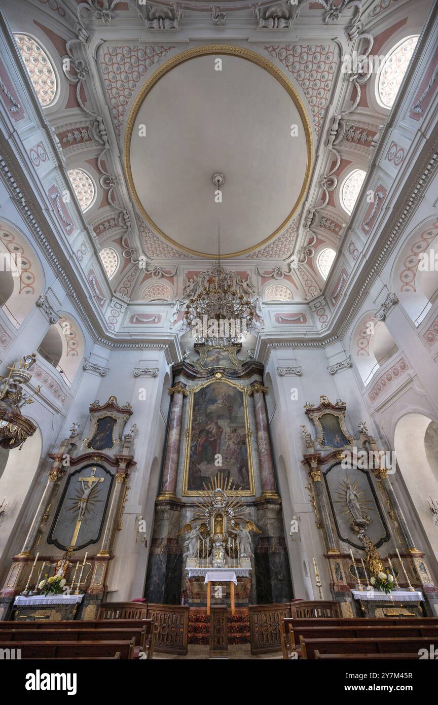 Innenraum mit Altar der Jakobskirche, erbaut 1772-1775, Bad Kissingen, Unterfranken, Bayern, Deutschland, Europa Stockfoto