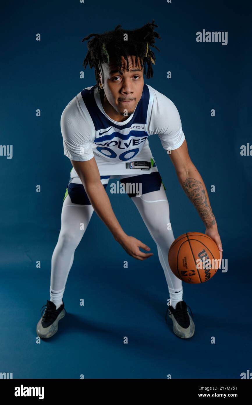 Minnesota Timberwolves guard Terrence Shannon Jr. (00) poses for a photo during the NBA basketball team's media day, Monday, Sept. 30, 2024, in Minneapolis. (AP Photo/Abbie Parr) Stockfoto