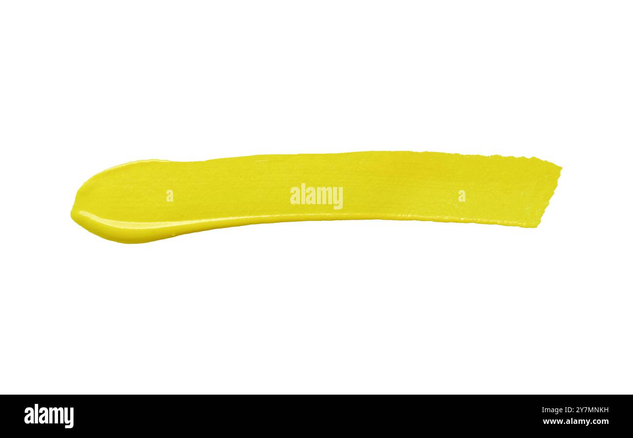 Gelber Pinsel isoliert auf weißem Hintergrund und mit Beschneidungspfaden. Stockfoto
