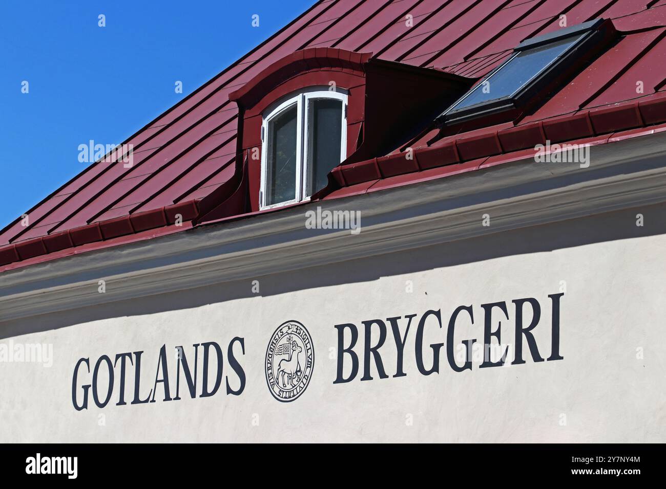 Schilder vor Gotlands Bryggeri, Brauerei, Visby, Gotland Stockfoto