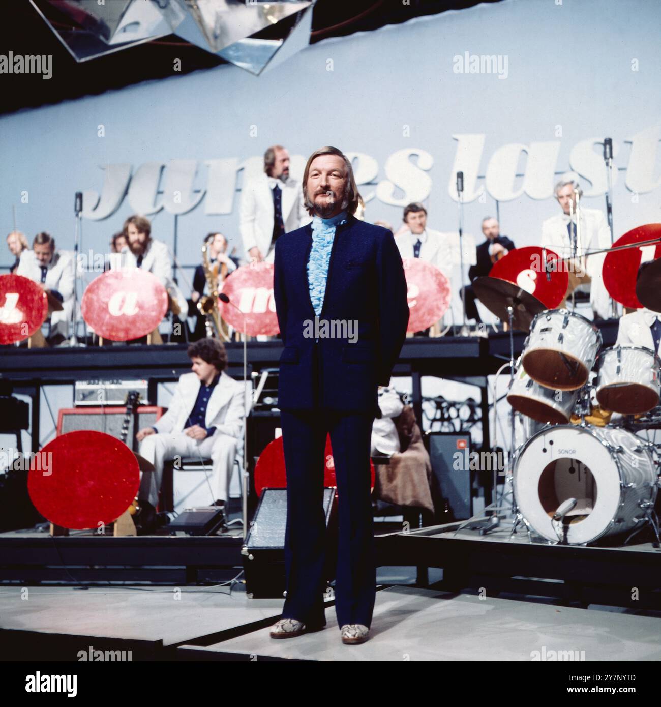 Starparade, musikalische Revue von ZDF und ORF, 1976, Bild: James Last mit Orchester Stockfoto