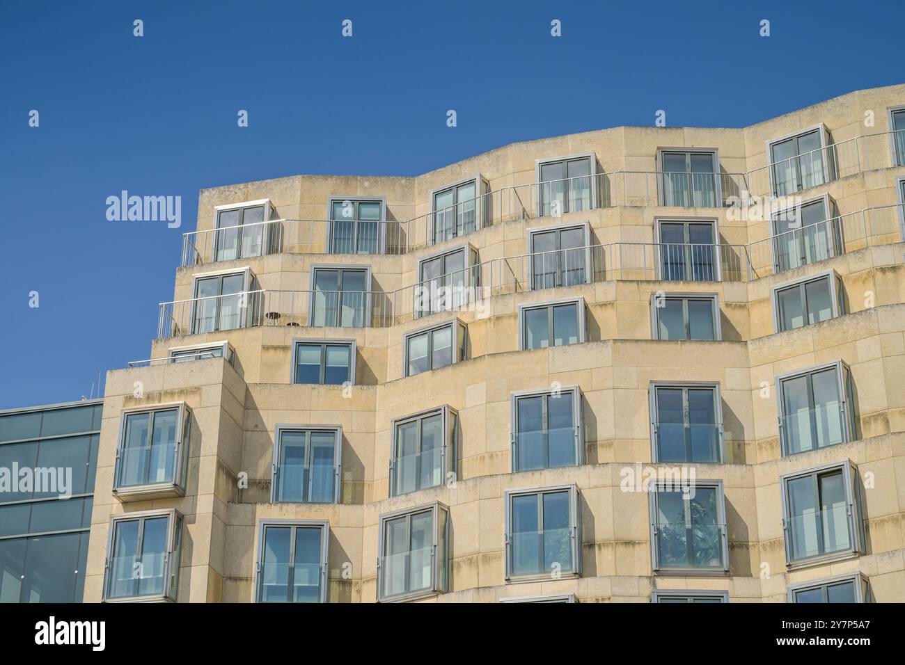 Wohngebäude, Wohnanlagen, Architekt Frank O. Gehry, Behrenstraße 73, Mitte, Berlin, Deutschland, Wohnhaus, Eigentumswohnungen, Architekt Frank O Stockfoto