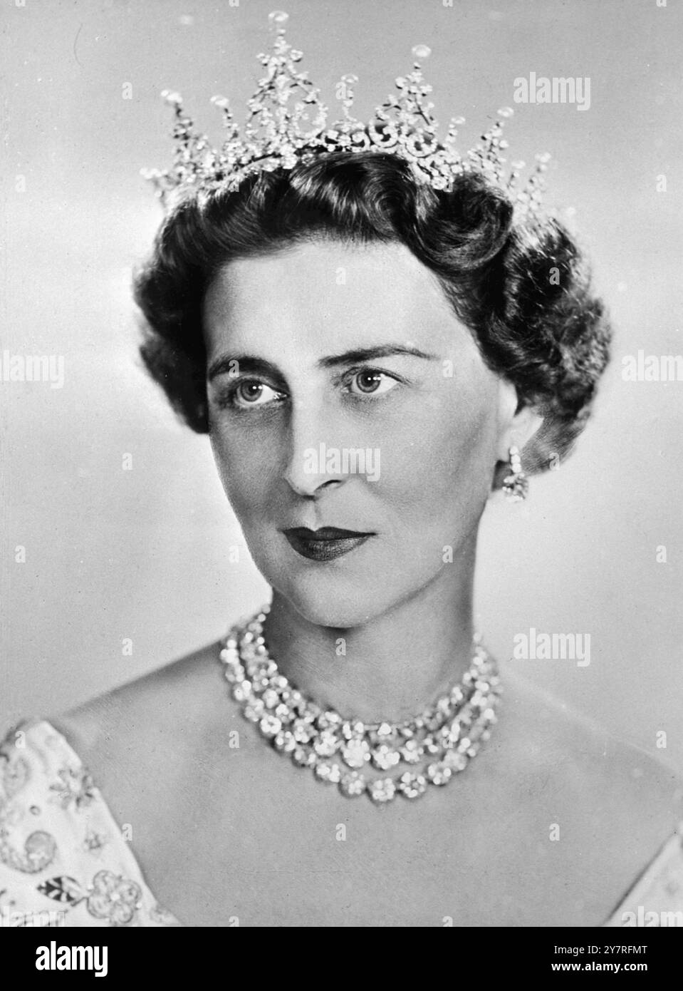 Zur Veröffentlichung am Sonntag, 13. Dezember 1953 und danach. Geburtstag von H. R. H. der Herzogin von Kent. Am 13. Dezember 1953 wird der 47. Geburtstag von H.R.H. der Herzogin von Kent gefeiert. Porträtstudie von Dorothy Wilding. Bitte bestätigen. FO/CAMP/PJ/73228. Fotos Von Internationalen Nachrichten. Stockfoto