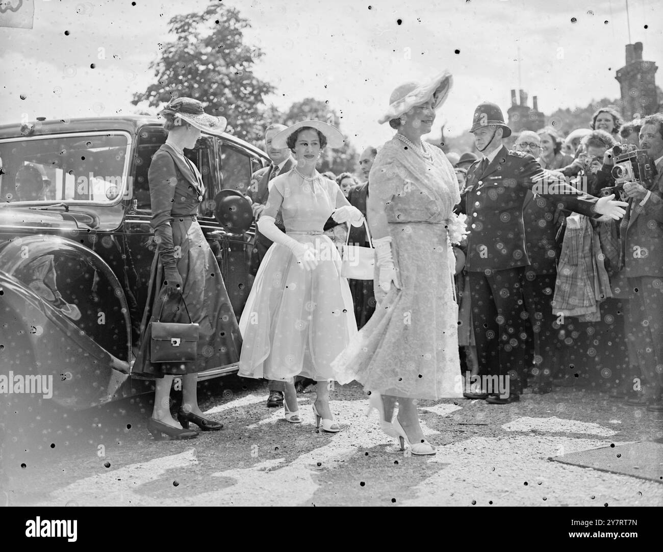 SMITH LAURA - PRINZESSIN MARGARET BEI DER HOCHZEIT - 19567 Stockfoto