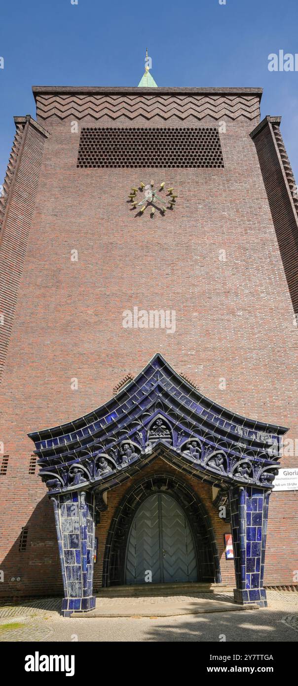 Evangelische Kreuzkirche, Hohenzollerndamm, Wilmersdorf, Berlin, Deutschland Evangelische Kreuzkirche, Deutschland Stockfoto