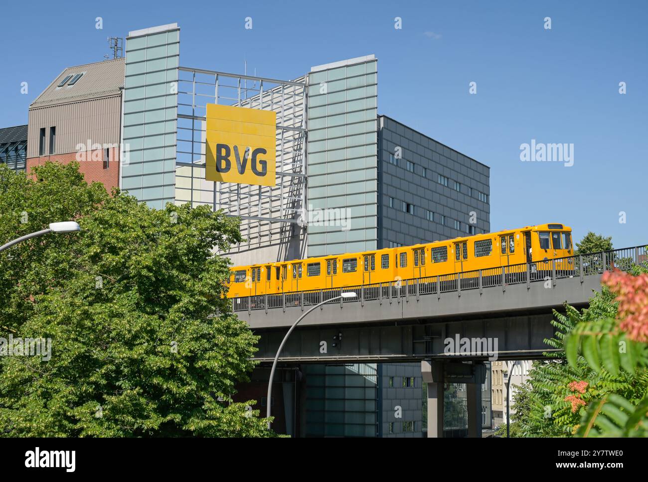 U-Bahn, BVG-Verwaltung, Tempelhofer Ufer, Kreuzberg, Friedrichshain-Kreuzberg, Berlin, Deutschland, BVG Verwaltung, Deutschland Stockfoto
