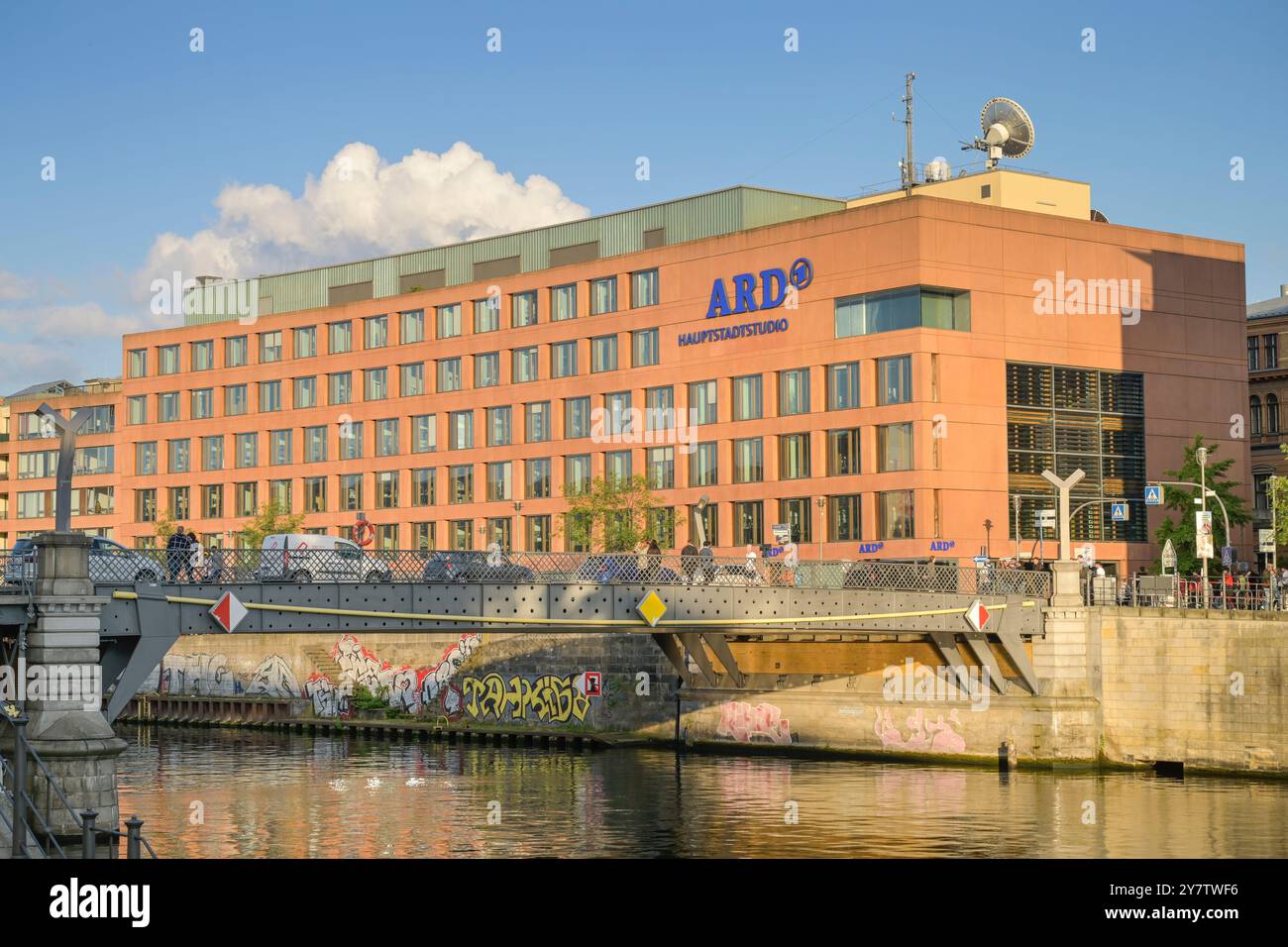 ARD Capital Studio, Reichstagufer, Wilhelmstraße, Spree, Mitte, Berlin, Deutschland, ARD-Hauptstadtstudio, Deutschland Stockfoto