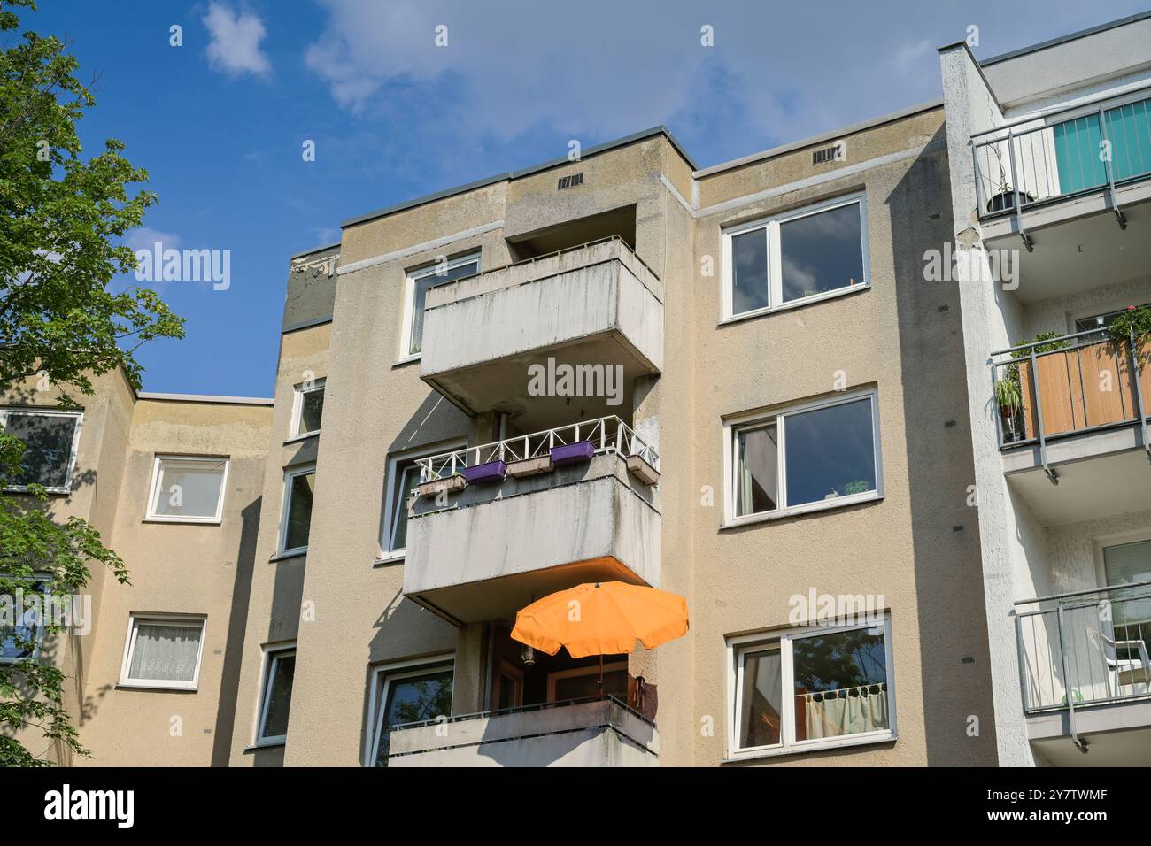 Fertigbau, Sozialwohnungen, Fregestrasse, Friedenau, Schöneberg, Tempelhof-Schöneberg, Berlin, Deutschland, Plattenbau, Sozialbau, Fregestraße Stockfoto