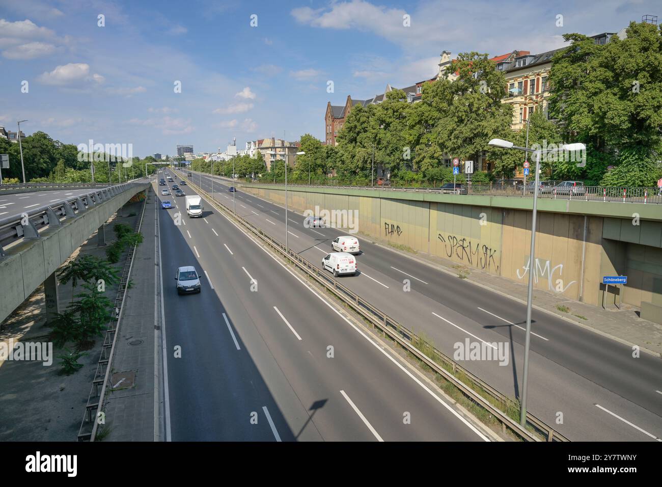 Autobahn A 103 nahe Saarstraße, Friedenau, Schöneberg, Tempelhof-Schöneberg, Berlin, Deutschland, Autobahn A 103 Höhe Saarstraße, Deutschland Stockfoto