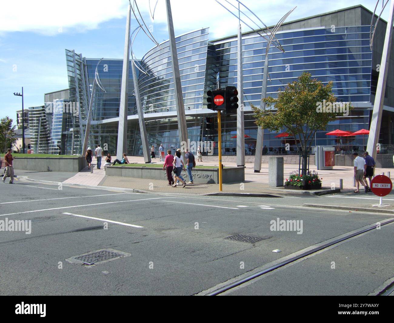 CHRISTCHURCH ART GALLERY (Te Puna o Waiwhetu) - Worcester Boulevard, Christchurch, Canterbury, South Island, 8015, New Zealand NZ Tel: +64 (0)3 941 7300 die spektakuläre Galerie im Zentrum von Christchurch, an der Ecke Worcester Boulevard und Montreal Street, ist eine der neuesten Kunstgalerien der Stadt, die 2003 als Ersatz für die Robert McDougall Art Gallery erbaut wurde. Die Christchurch Art Gallery ist ohne Zweifel die führende Kunstgalerie in ganz Canterbury und bietet zahlreiche Kunstgalerien auf drei separaten Etagen, darunter Touring Exhibition Art Galeries, die Borg Henry Gallery, Stockfoto