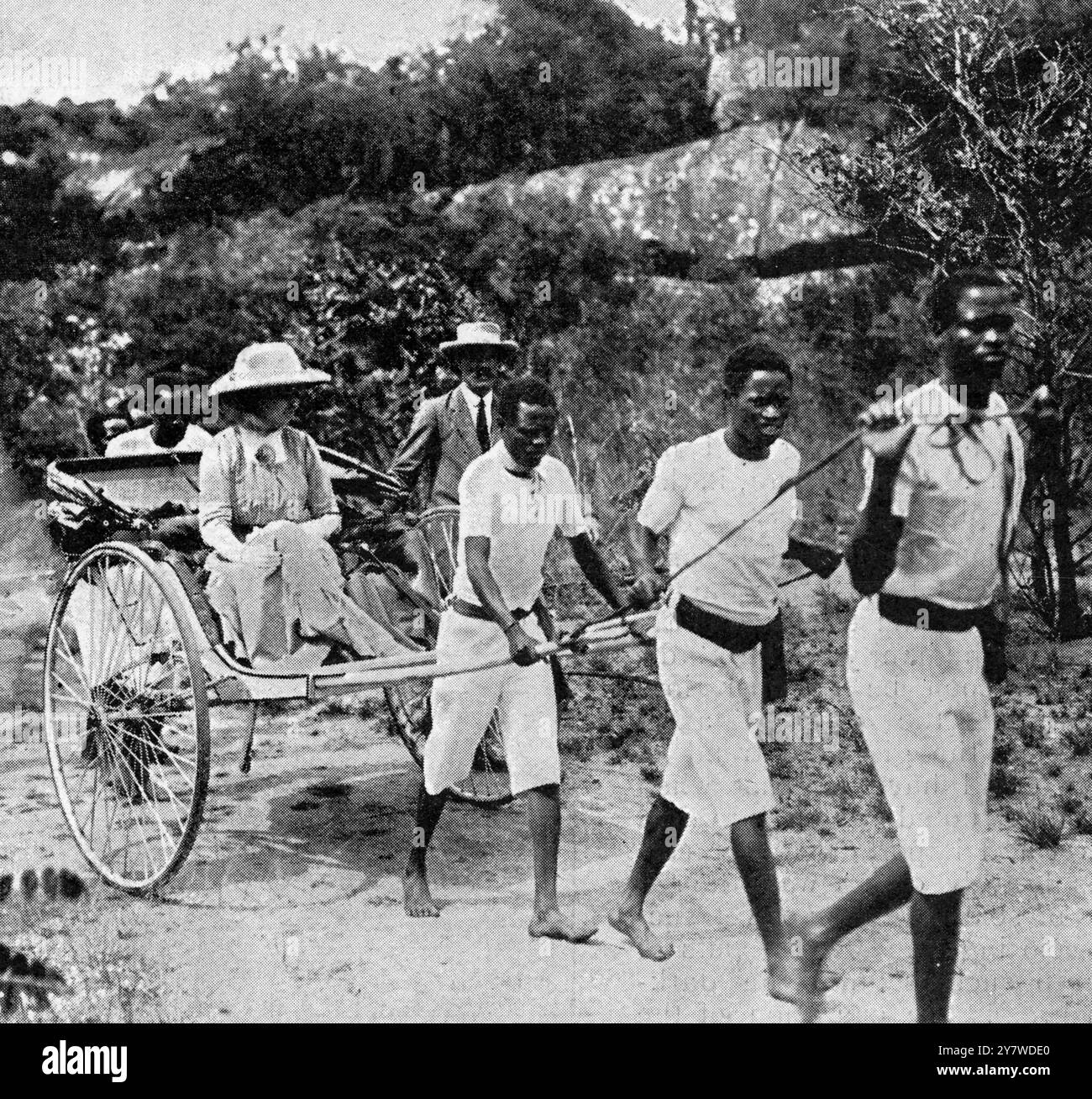 Prinzessin Patricia von Connaught zeichnete die Matoppo Hills auf ihrem Weg zum Cecil Rhodos Grab 1910 Stockfoto