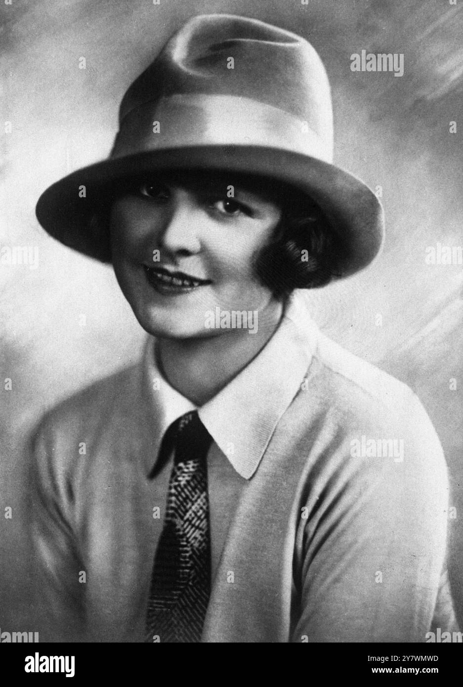 Baroness Haymerle , Ehefrau des Präsidenten des Österreichischen Automobilclubs , die sich auf eine Motorreise begeben wird , die noch nie zuvor von einer Frau durchgeführt wurde . 16. Dezember 1929 Stockfoto