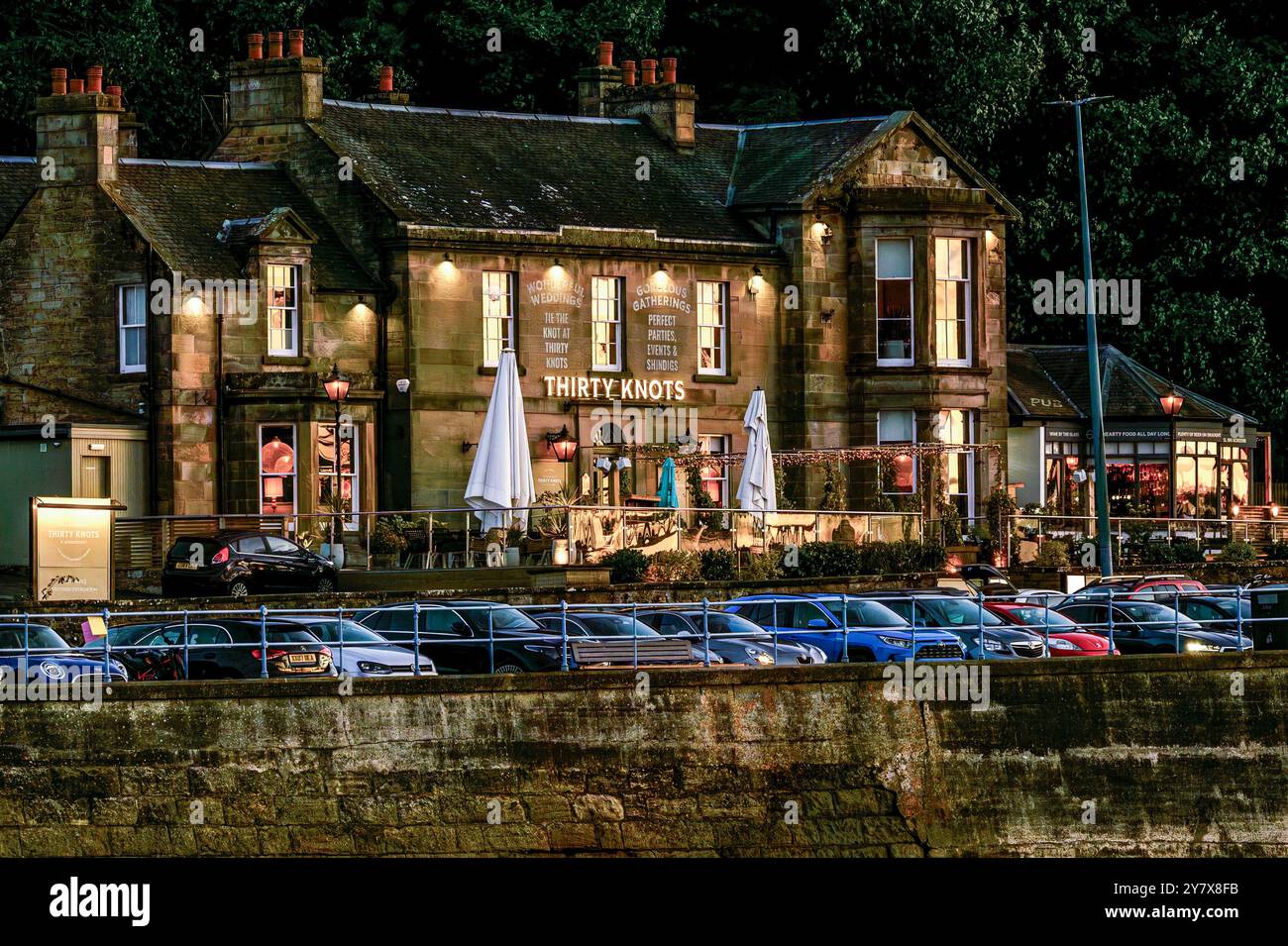 Third Knots Restaurant & Bar am Ufer des Flusses Forth in South Queensferry, Edinburgh, Großbritannien Stockfoto