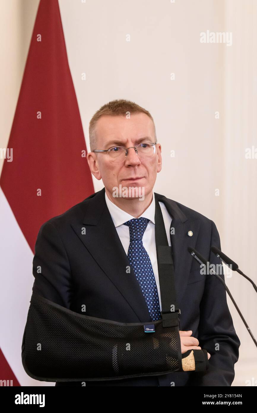 RIGA, Lettland. Oktober 2024. Paul Kagame, Präsident Ruandas, und Edgars Rinkevics (Foto), während der Pressekonferenz nach dem Treffen im Rigaer Schloss. Quelle: Gints Ivuskans/Alamy Live News Stockfoto