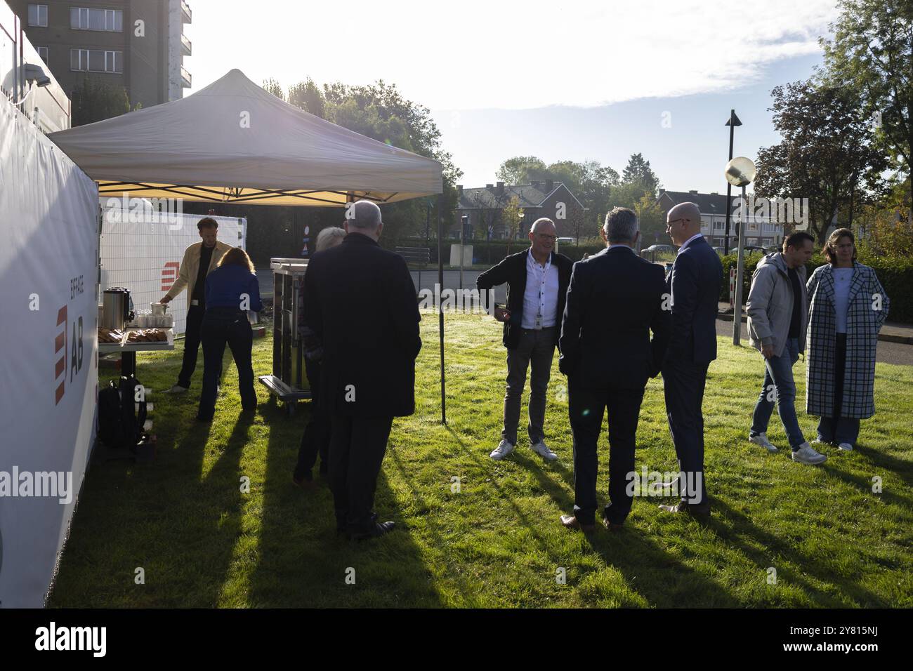 Antwep, Belgien. Oktober 2024. Presseveranstaltung zum Baubeginn des neuen Vordergebäudes des ZAS Palfijn Krankenhauses am Mittwoch, den 2. Oktober 2024, in Antwerpen. Es handelt sich um eine Investition von 86 Millionen in zwei Flügel mit 100 Betten. Diese werden eine neue Entbindungsstation, erweiterte Geriatrie, ein onkologisches Tageskrankenhaus und ein Johnson & Johnson Drug Research Center beherbergen. BELGA FOTOSTATION VANDAEL Credit: Belga Nachrichtenagentur/Alamy Live News Stockfoto
