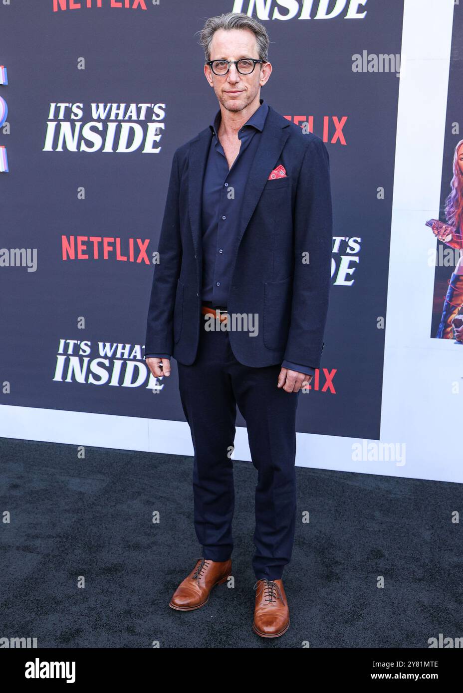 Hollywood, Usa. Oktober 2024. HOLLYWOOD, LOS ANGELES, KALIFORNIEN, USA - 01. OKTOBER: William Rosenfeld kommt 2024 bei der Premiere von Netflix's „IT's What's Inside“, die am 1. Oktober 2024 im Egyptian Theatre Hollywood in Hollywood, Los Angeles, Kalifornien, USA stattfindet. (Foto: Xavier Collin/Image Press Agency) Credit: Image Press Agency/Alamy Live News Stockfoto