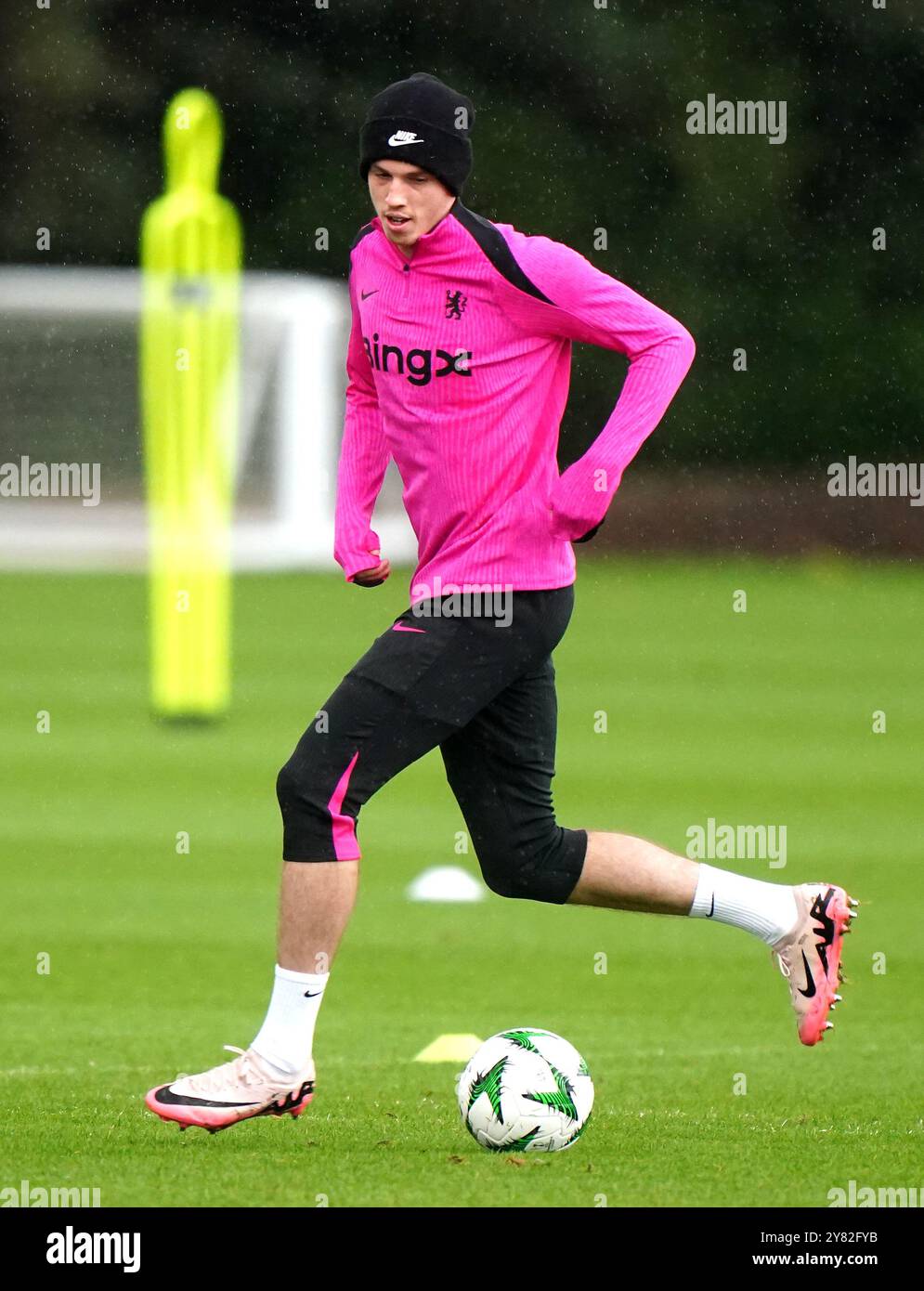 Chelsea's Cole Palmer während eines Trainings im Cobham Training Centre, Surrey. Bilddatum: Mittwoch, 2. Oktober 2024. Stockfoto