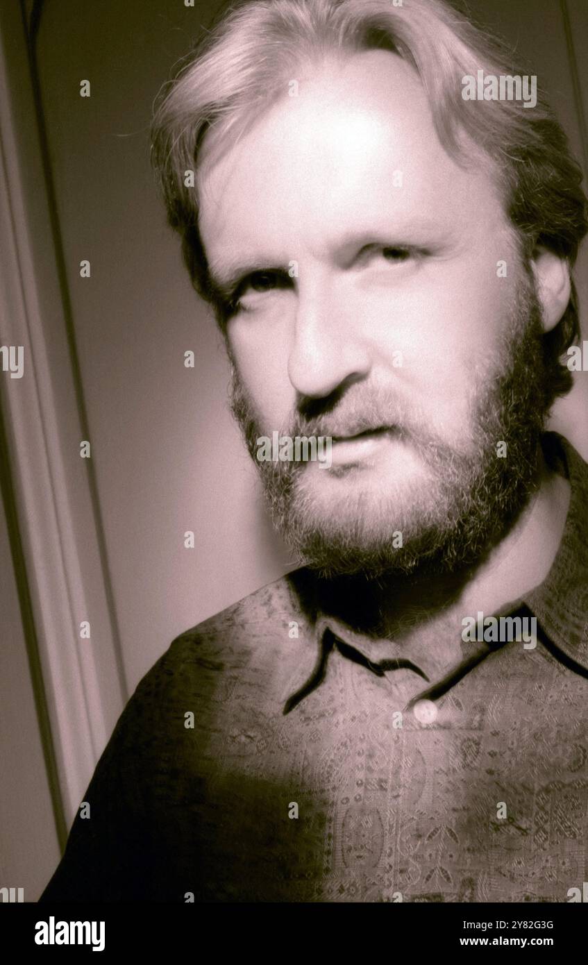 Porträt des kanadischen Regisseurs James Cameron in London, um 1989 Stockfoto