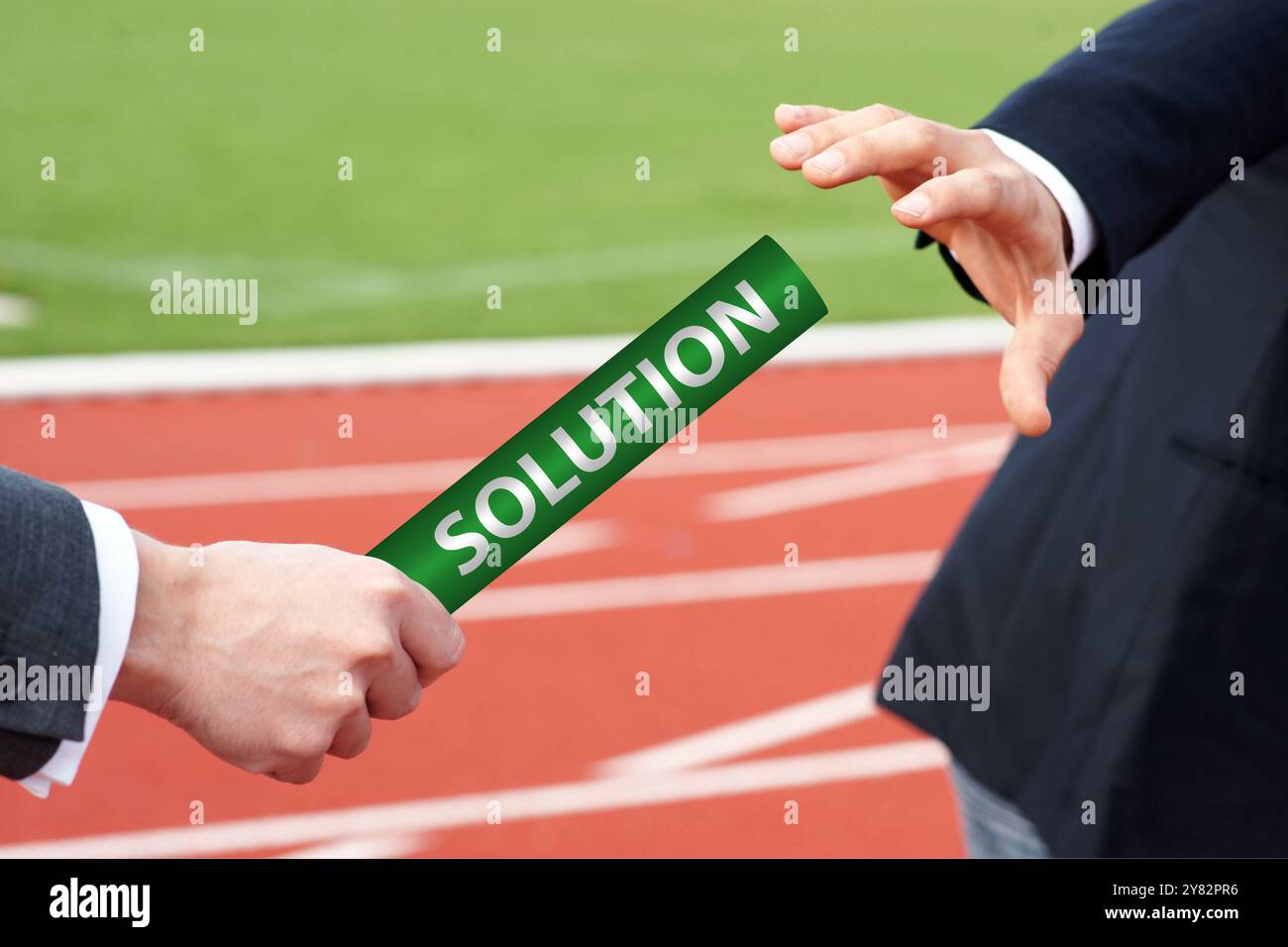 Dynamisches Relay von Lösungen in verschiedenen professionellen Umgebungen und Herausforderungen Stockfoto