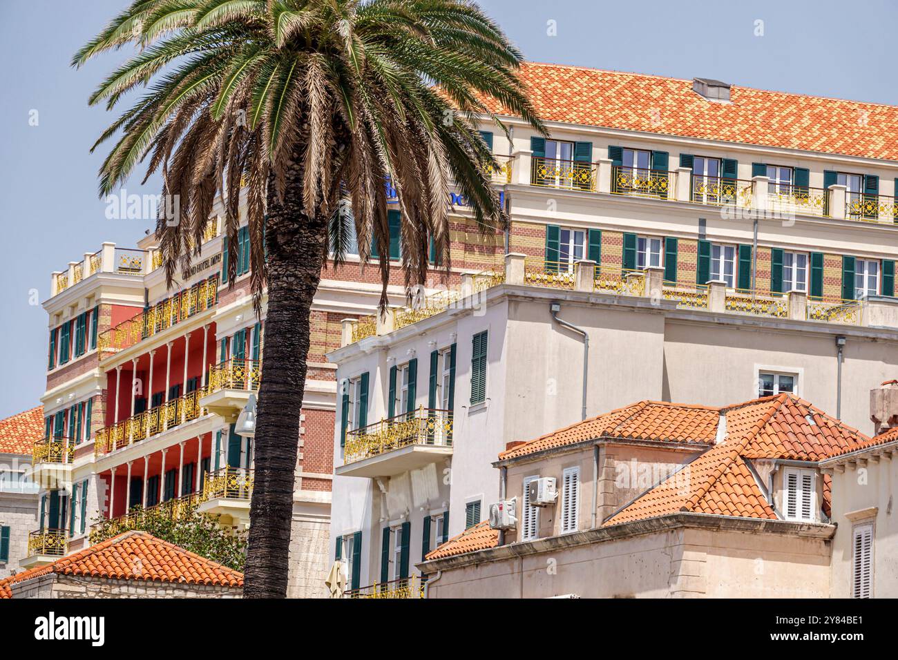 Dubrovnik Kroatien, Altstadt, Ulica Straße Marijana Blazica, ehemaliges Grand Hotel Imperial umbenannt jetzt Hilton Imperial Dubrovnik, Hotel außen, CR Stockfoto