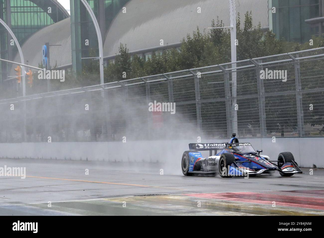 GRAHAM RAHAL (15) aus New Albany, Ohio, läuft während der Honda Indy Toronto in Toronto, ON, CAN durch die Straßen Stockfoto