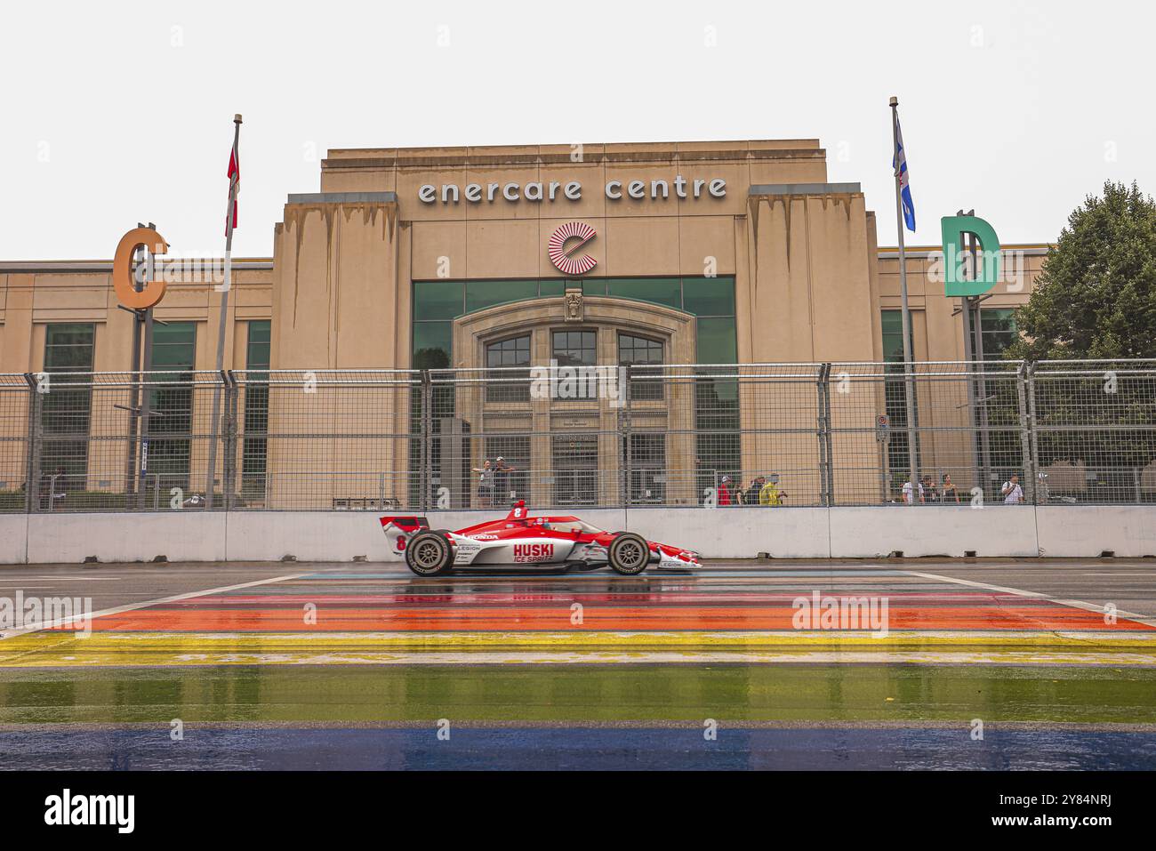 MARCUS ERICSSON (8) aus Kumla, Schweden, läuft während der Honda Indy Toronto in Toronto, ON, CAN durch die Straßen Stockfoto