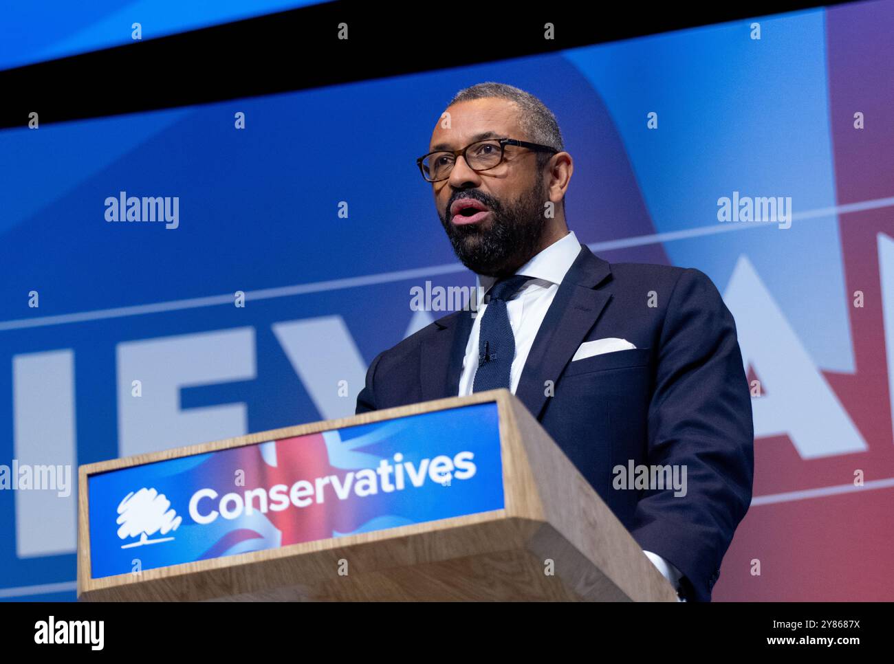 James Geschickt. Letzte Rede der Staats- und Regierungschefs: Konservative Konferenz Birmingham UK. Alle vier Kandidaten für Führungskräfte gingen auf die Bühne, um ihre Argumente für die Führung zu äußern. Birmingham Conference International Convention Centre. Bild im Vereinigten Königreich: Garyroberts/worldwidefeatures.com. Stockfoto