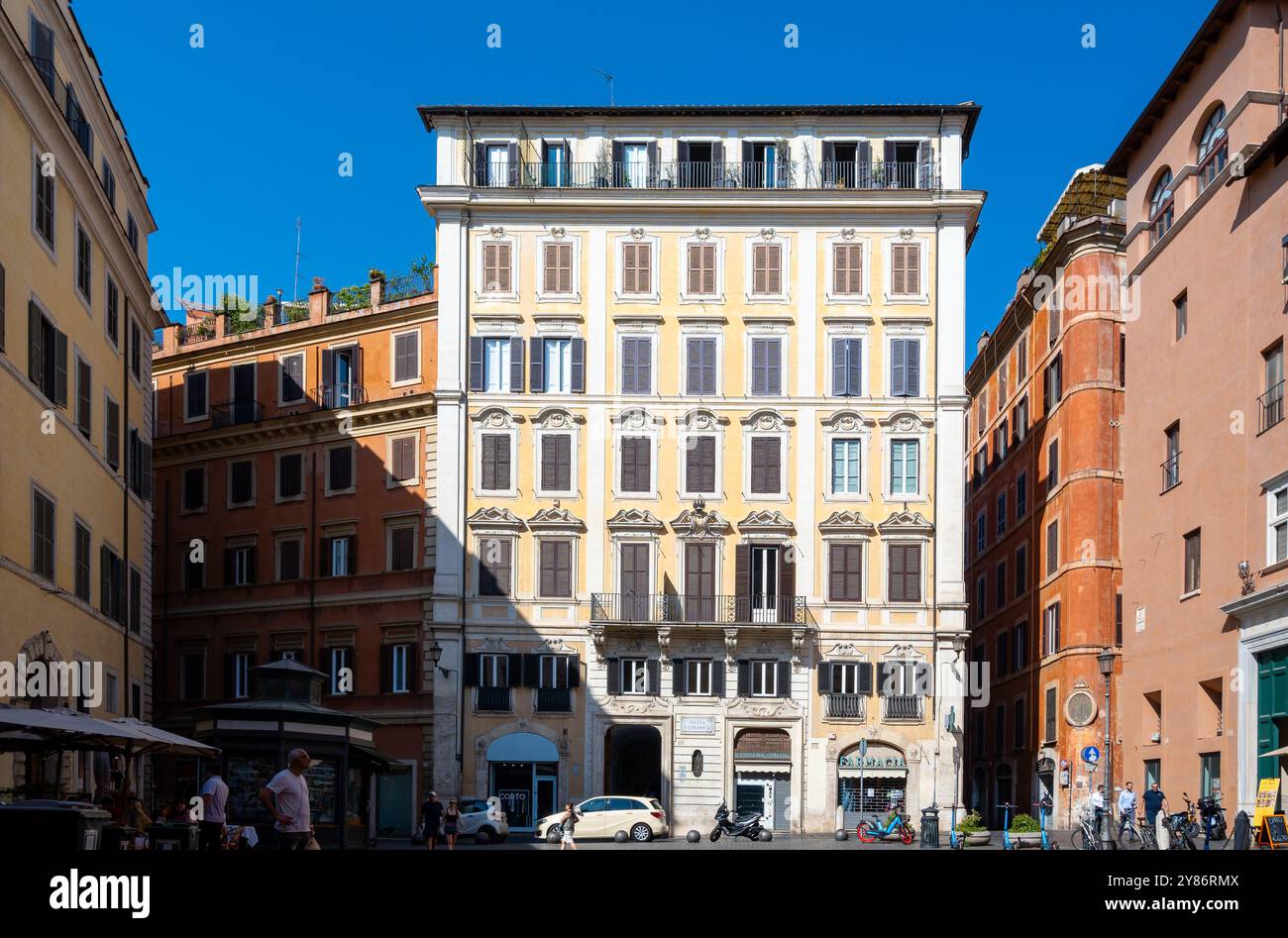 Rom, Italien, Stadtbild von Rom an der Piazza Capranica, nur Editorial. Stockfoto