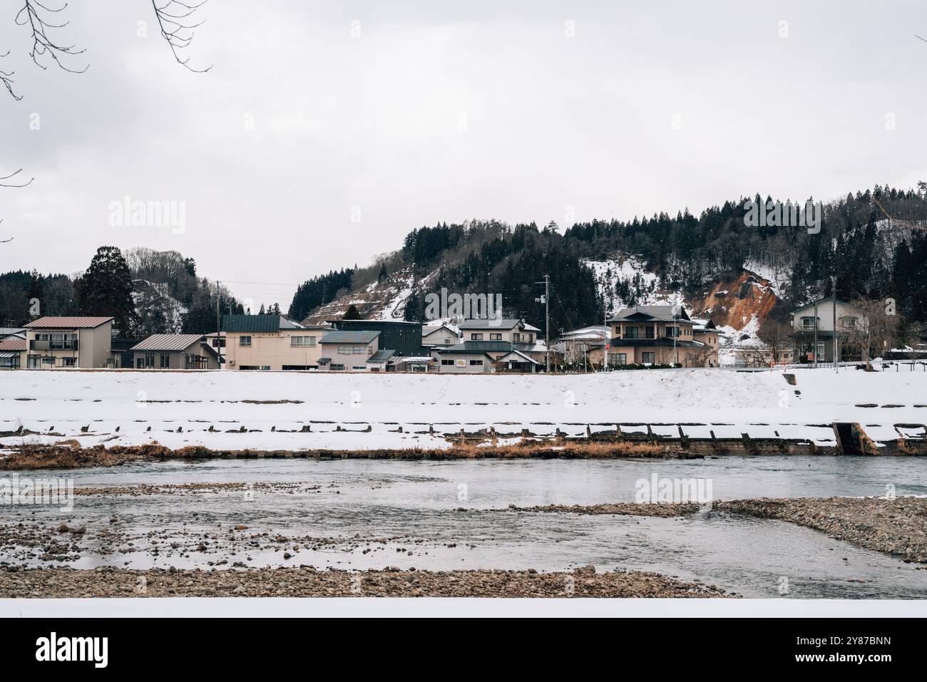 Kakunodate Stadt und Hinokinai Fluss im Winter in Akita, Japan Stockfoto