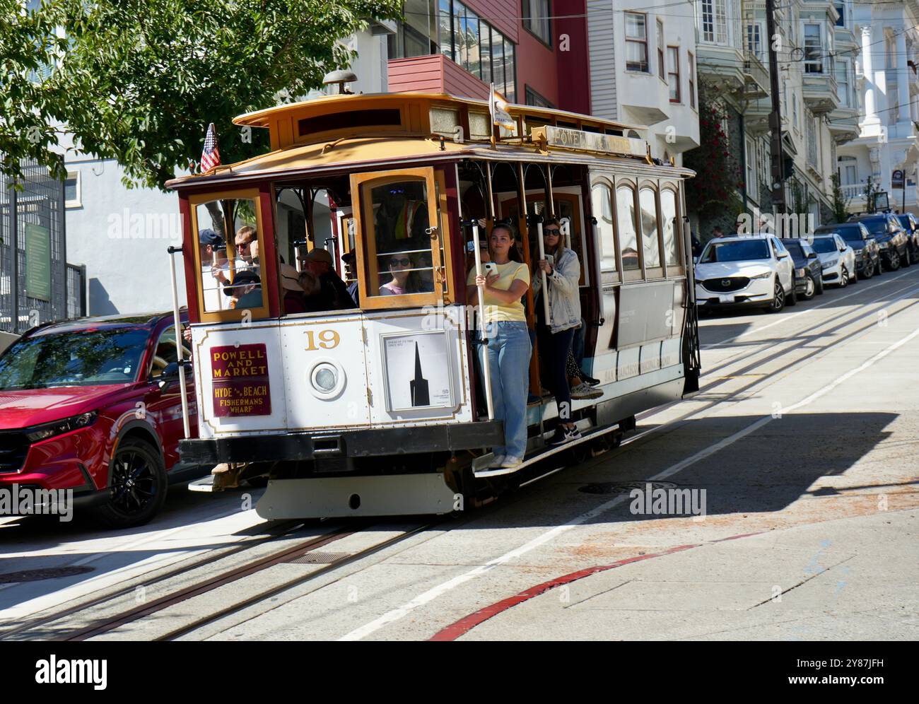 Powell Cable Car 19, neu gebaut 1986 von Muni's Cable Car Tischlerei. Stockfoto