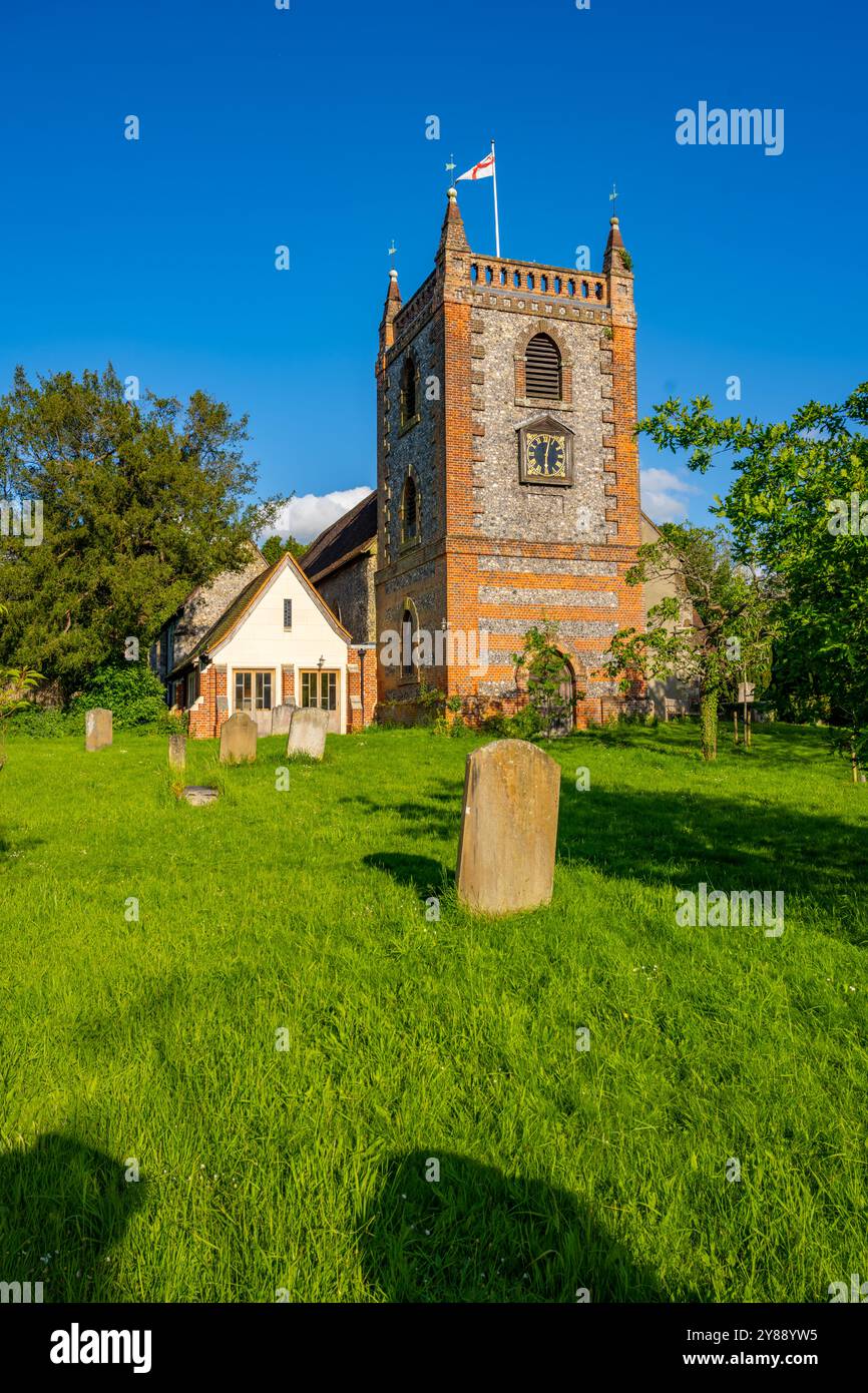 St. Peter & St. Paul Church of England in Shoreham Kent an einem Sommerabend. Stockfoto