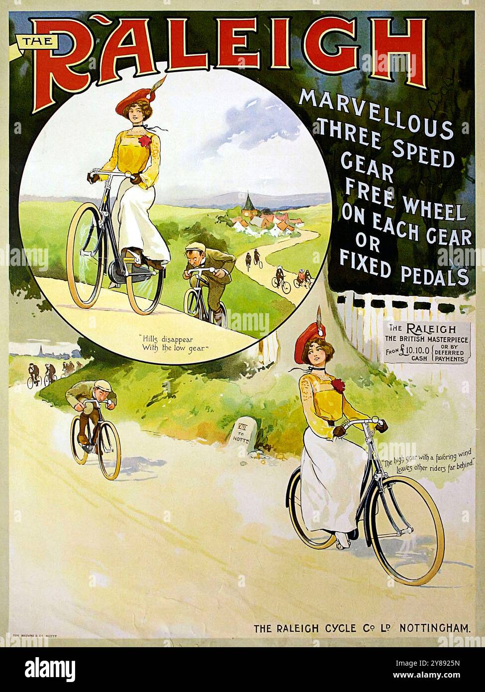 Vintage-Werbeplakat für britische Fahrräder: Raleigh wunderbares Dreigang-Fahrrad, das eine Frau zeigt, die Männer zurücklässt. Von Tom Brown um 1900 Stockfoto