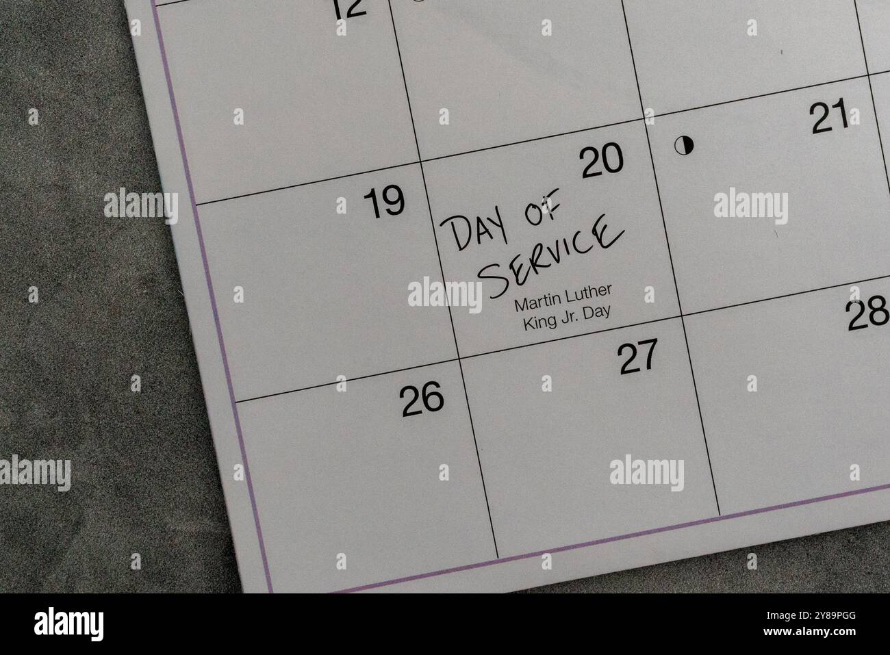 Kalendererinnerung an den Tag des Gottesdienstes am Martin Luther King, Jr Day am Montag, 20. Januar. Stockfoto