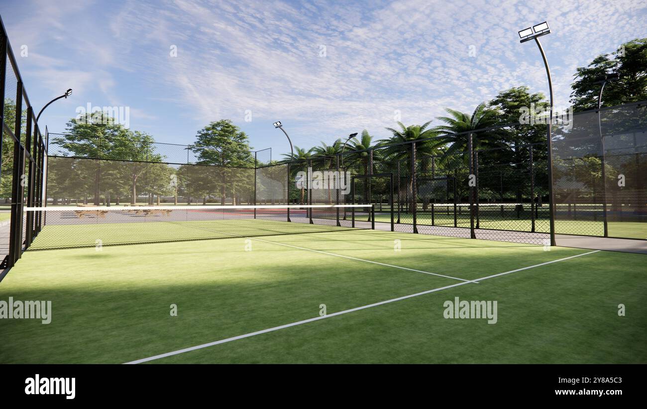 Padel Court mit Linien, Netz- und Glasstruktur im ländlichen Bereich Stockfoto