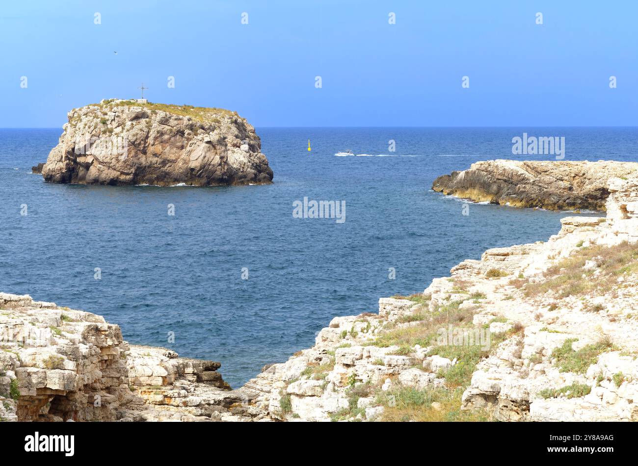 Noch ein Blick auf den Hermit's Rock, in Polignano a Mare Stockfoto