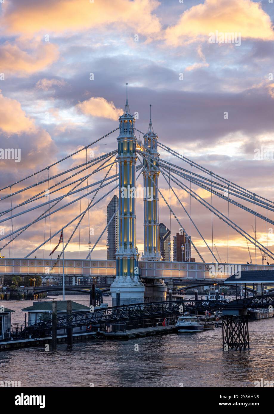 Themse und Albert Bridge Stockfoto