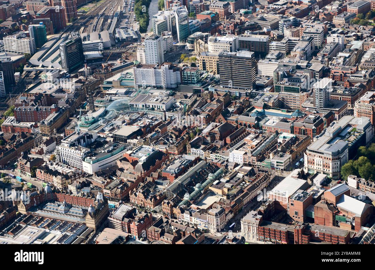Ein Luftbild von Leeds City Centre, West Yorkshire, Nordengland, Großbritannien Stockfoto
