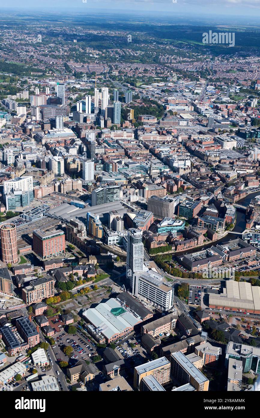 Ein Luftbild von Leeds City Centre, West Yorkshire, Nordengland, Großbritannien Stockfoto