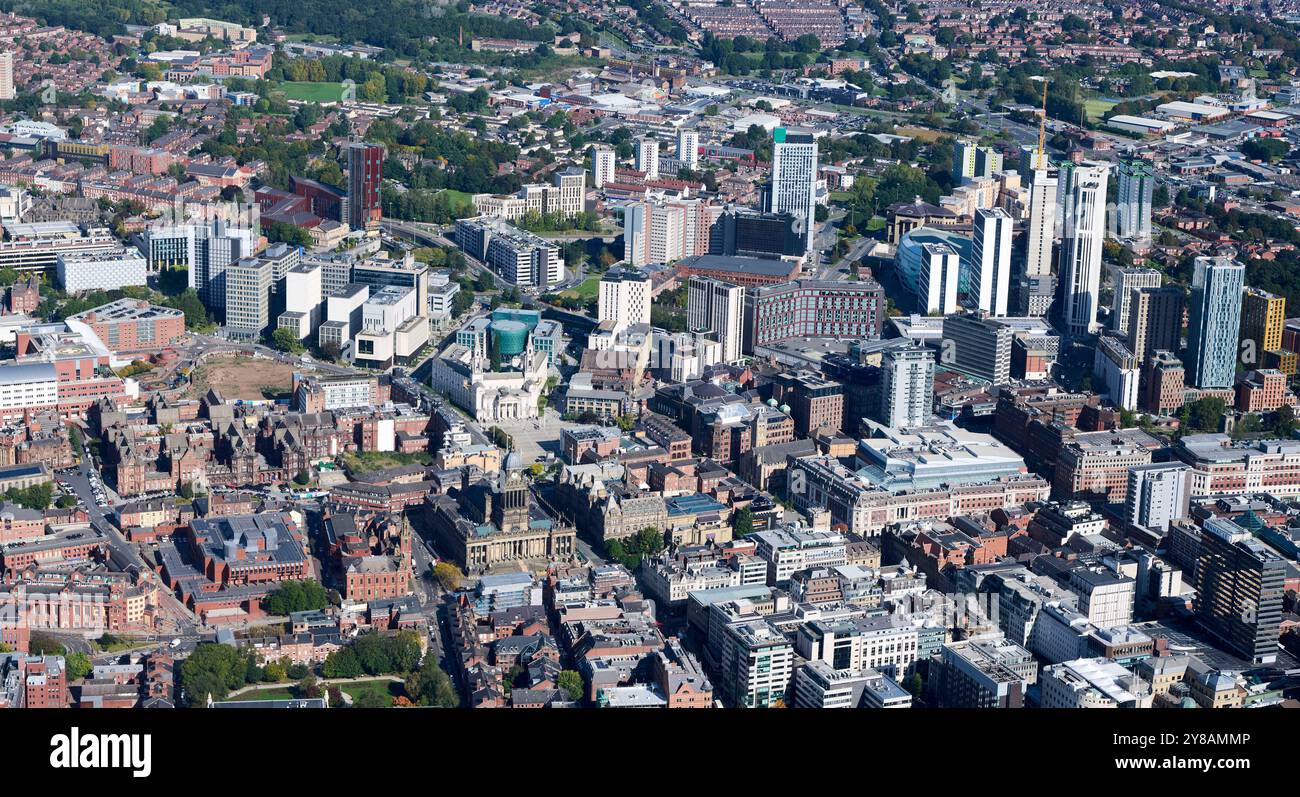 Ein Luftbild von Leeds City Centre, West Yorkshire, Nordengland, Großbritannien Stockfoto