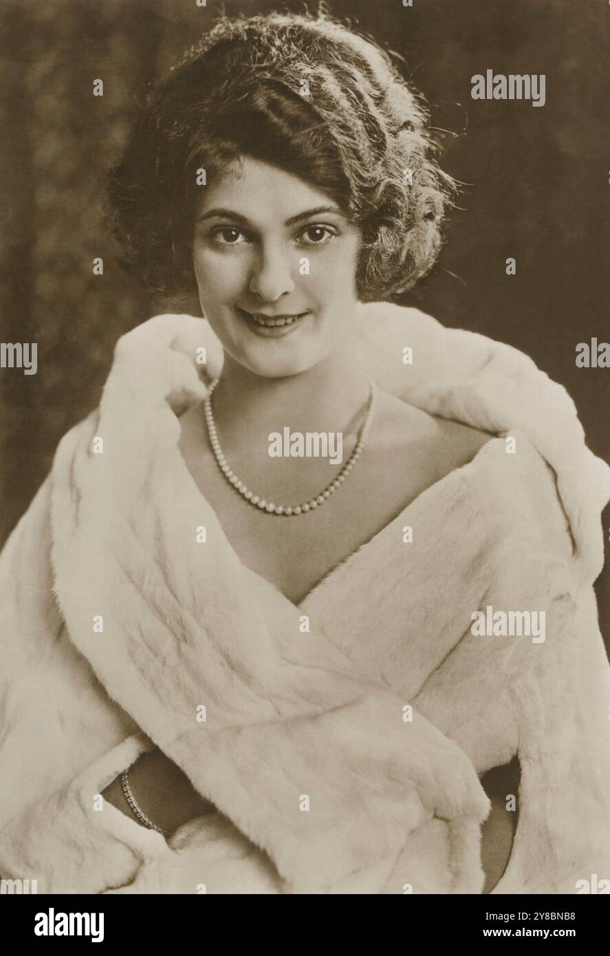 Priscilla Dean (1896-1987), actriz de Cine mudo estadounidense. Stockfoto