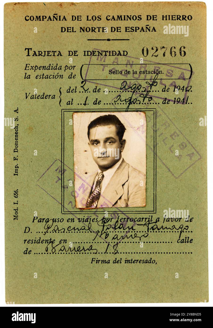 España. Katalonien. Tarjeta de identidad para uso en viajes por ferrocarril expedida por la Compañía de los Caminos de Hierro del Norte de España. Manresa, agosto de 1940. Stockfoto