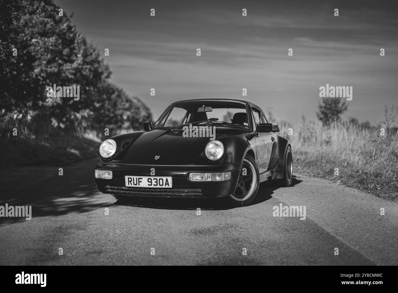 1987 Porsche 911 930 Ruf 3,4 BTR fotografiert in der Herbstlandschaft Stockfoto