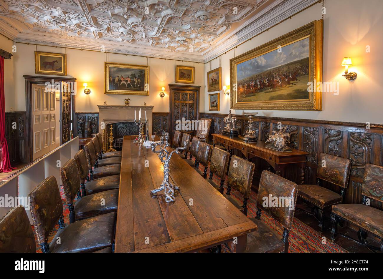 Innenraum von Brodick Castle, Brodick, Isle of Arran, Schottland, Großbritannien Stockfoto