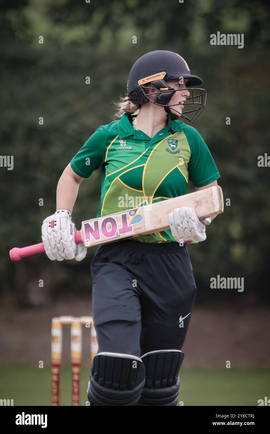 Der Sessay Cricket Club Trudy Johnson, der im Walton Park spielt, wurde für das U19 England Team in der T20 World Cup ausgewählt. Mark P Doherty/Caughtlight Stockfoto