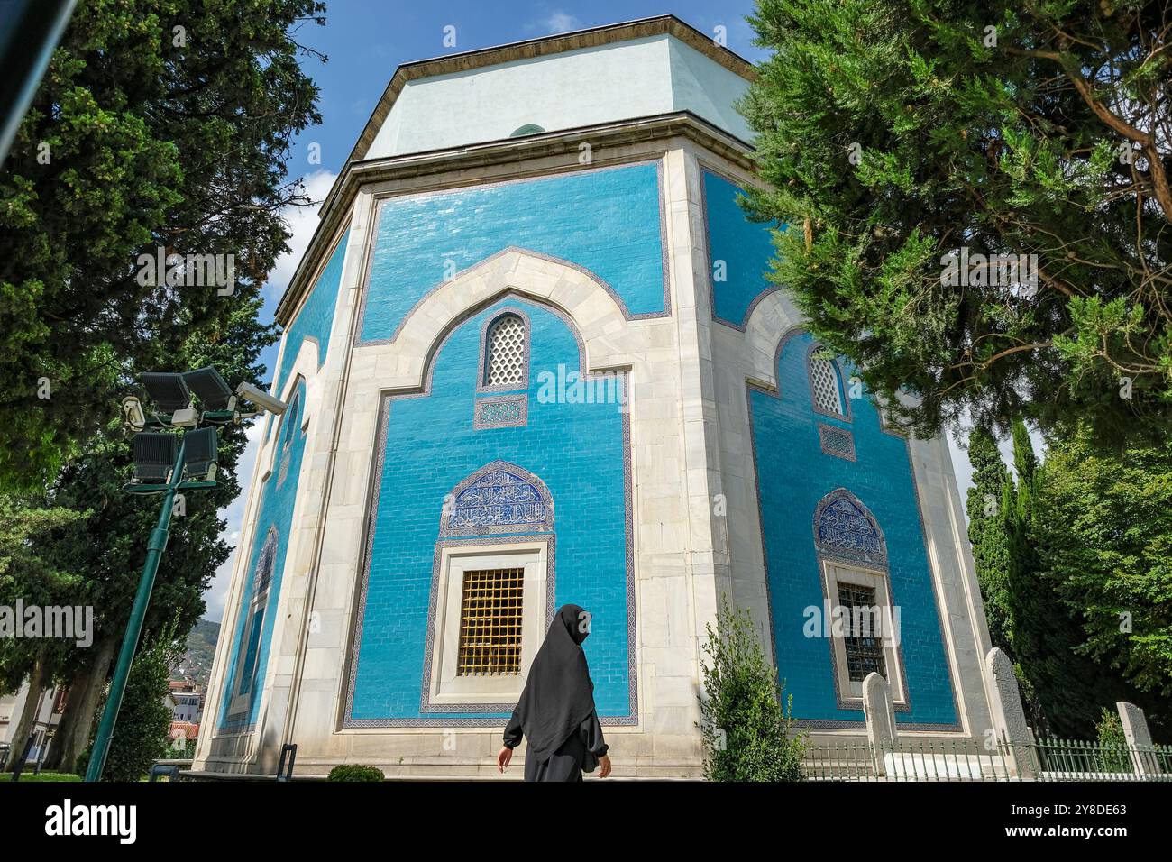 Bursa, Türkei – 8. September 2024: Das Grüne Grab ist ein Mausoleum des 5. Osmanischen Sultans Mehmed I. in Bursa, Türkei. Stockfoto